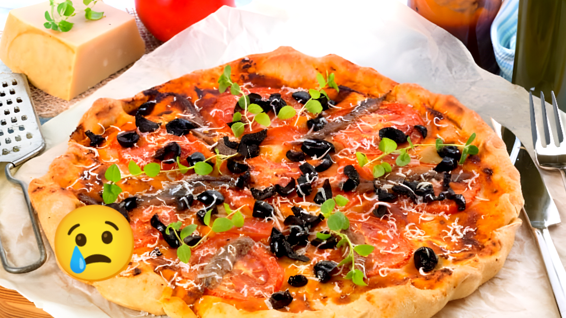 Magia della pizza casalinga: Acciughe e Olive irresistibili!"